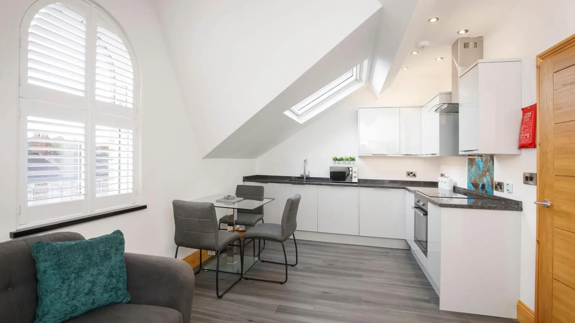 The Hideaway At The Lawrence Apartments York